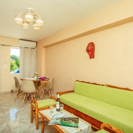 Limonero New 1 With Private Parking * Lefkada City